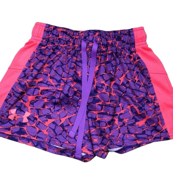Under Armour youth size small girls 9-10 athleisure shorts - Picture 1 of 4